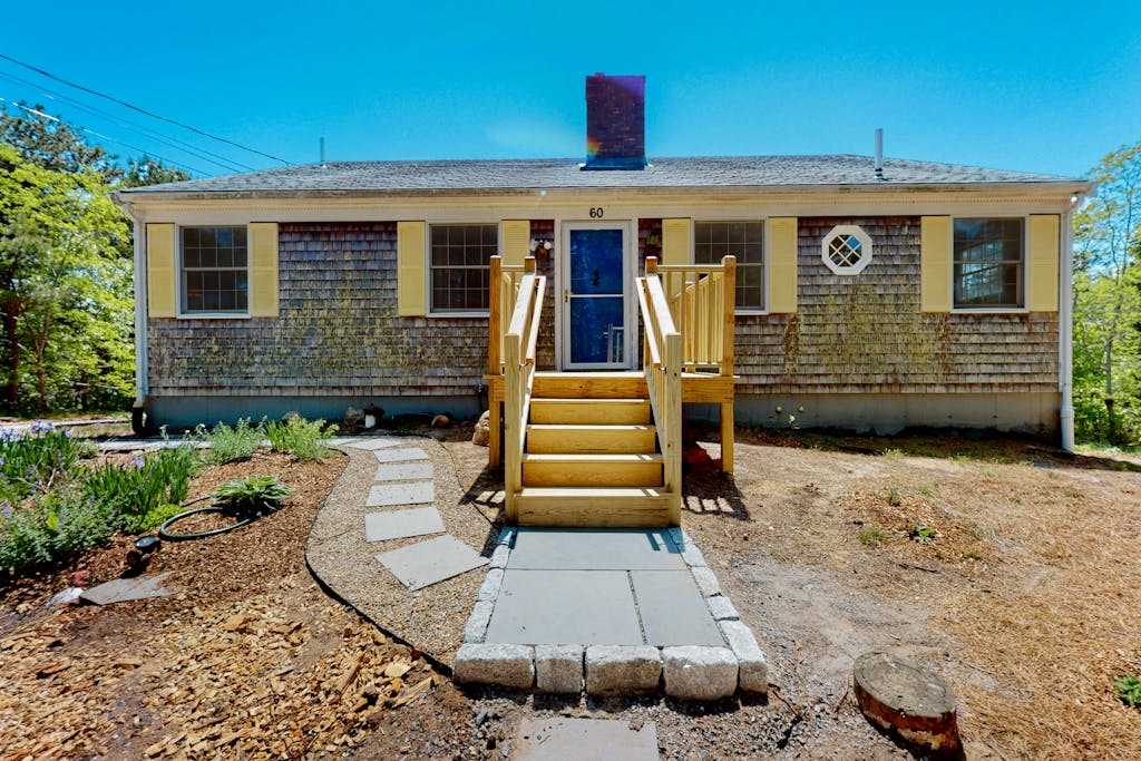 Tall Pines - House in Wellfleet