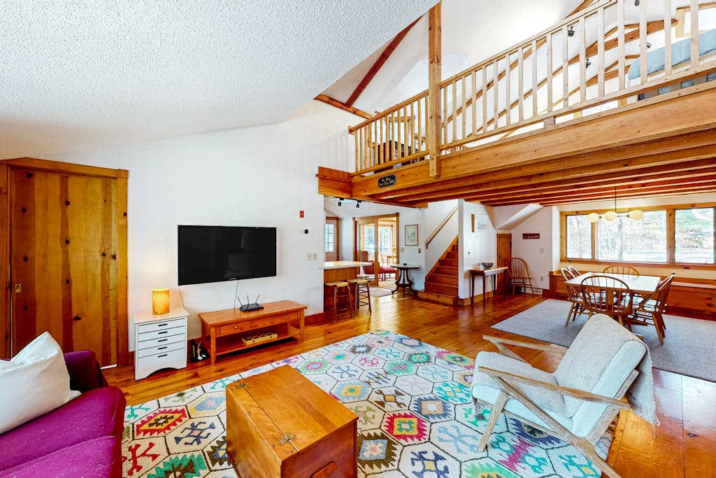 Private location, Gas Grill, Wi-Fi, washer & dryer