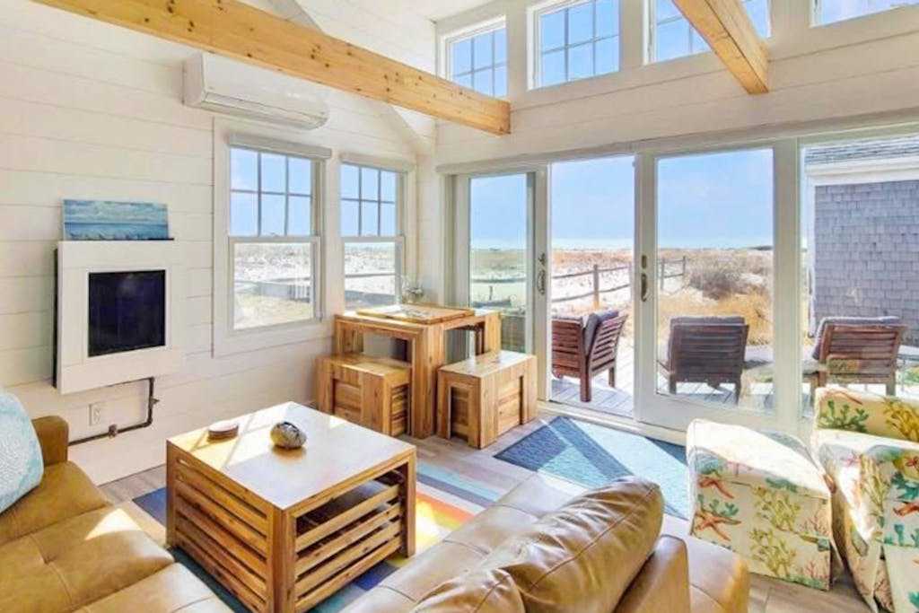 Peaceful Beachfront Cottage with Bay Views - near town, bike trails & dune walks