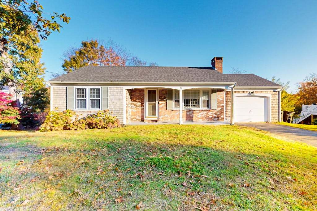 Classic Coastal Retreat with Free WiFi, Beach Access Nearby, Sunroom & Back Patio