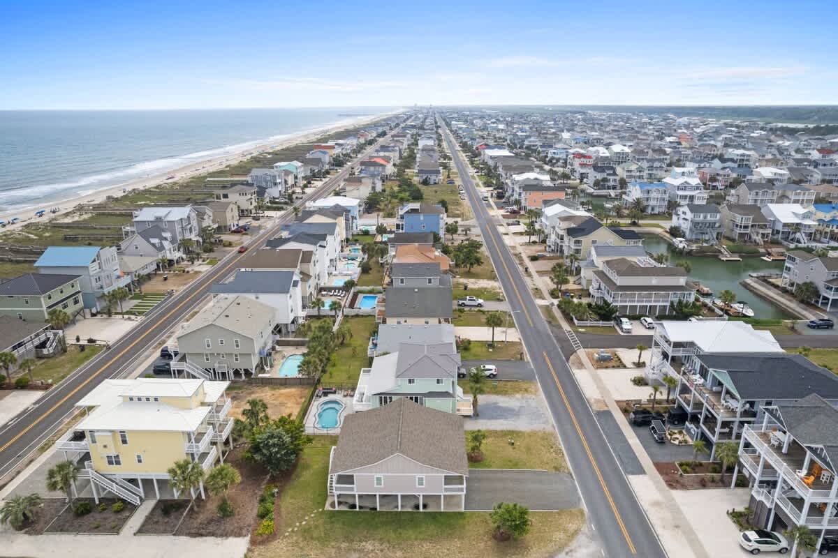 Location Overview: Just minutes from the beach, enjoy the vibrant coastal community of Ocean Isle Beach!