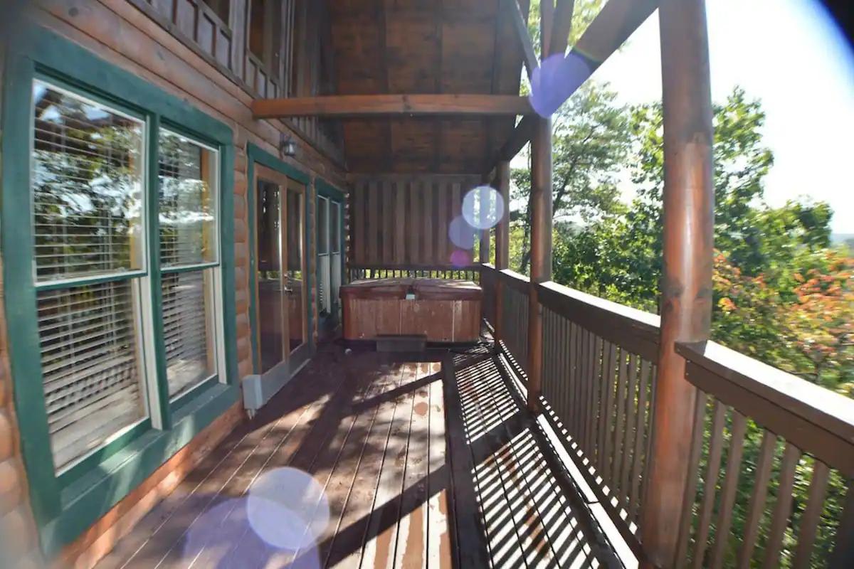 Deck with Hot Tub: Bask in breathtaking views while soaking in a hot tub under the stars!