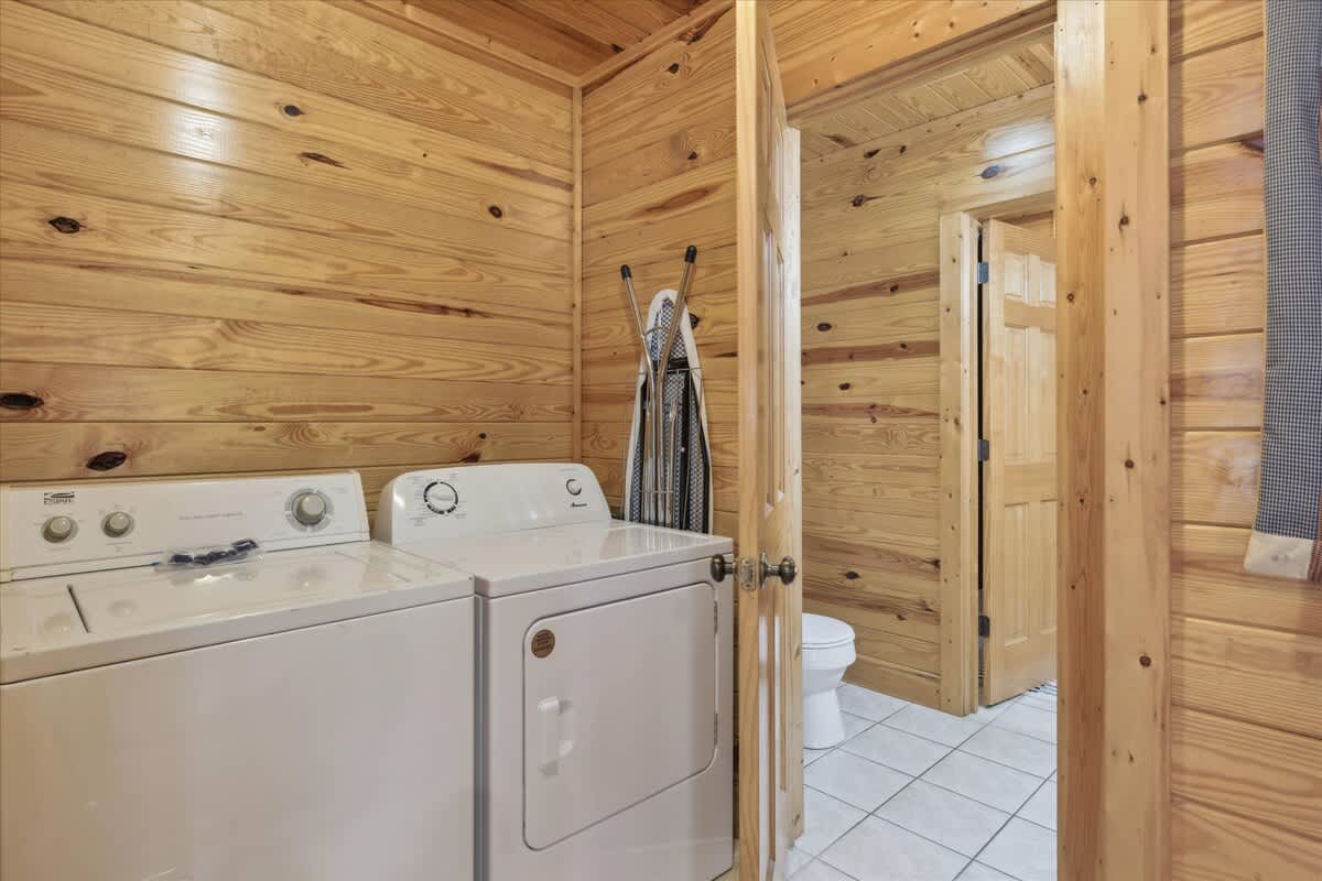 Laundry Room: Conveniently equipped with modern appliances for hassle-free vacation living!