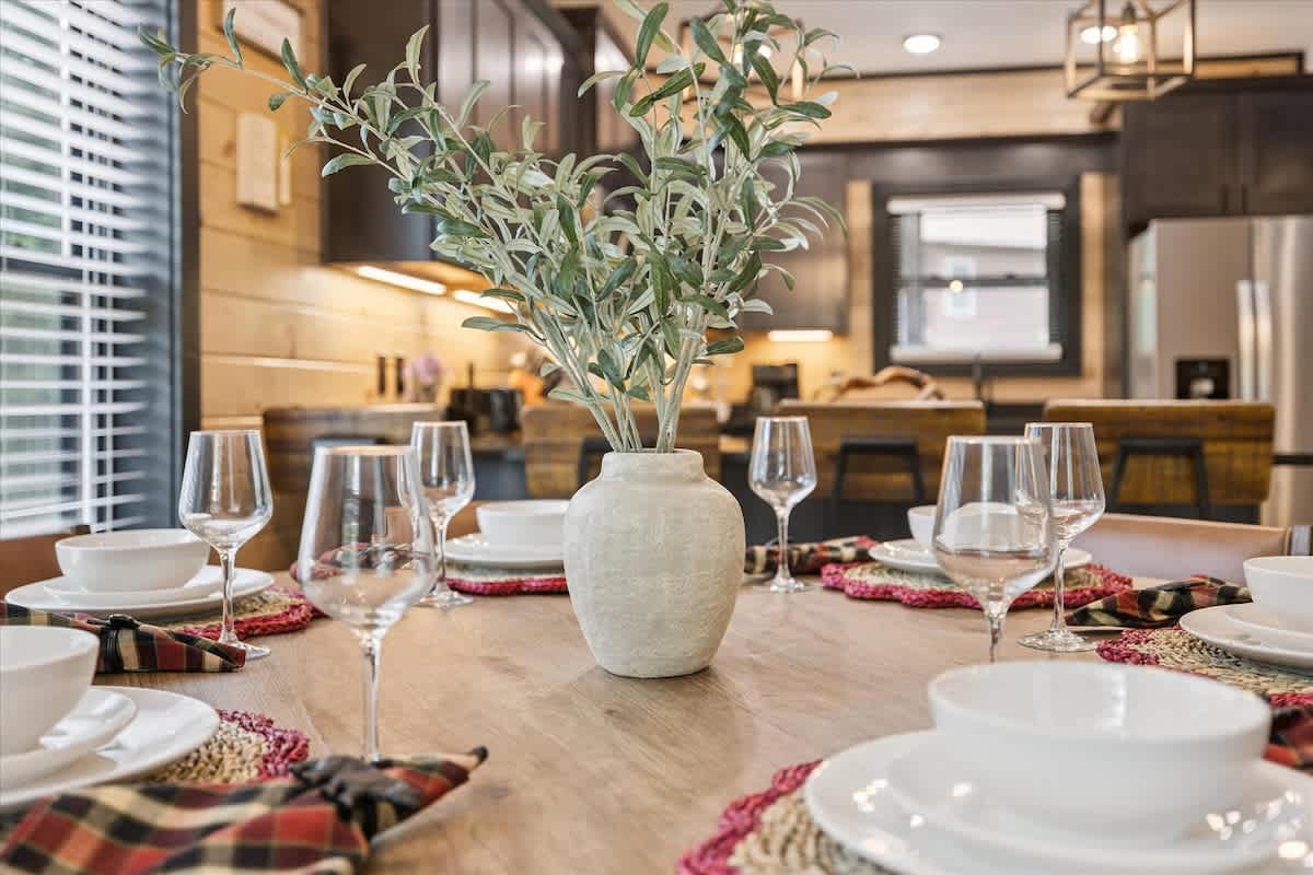  Gather around the stylish table, perfect for feasting and fun with loved ones!