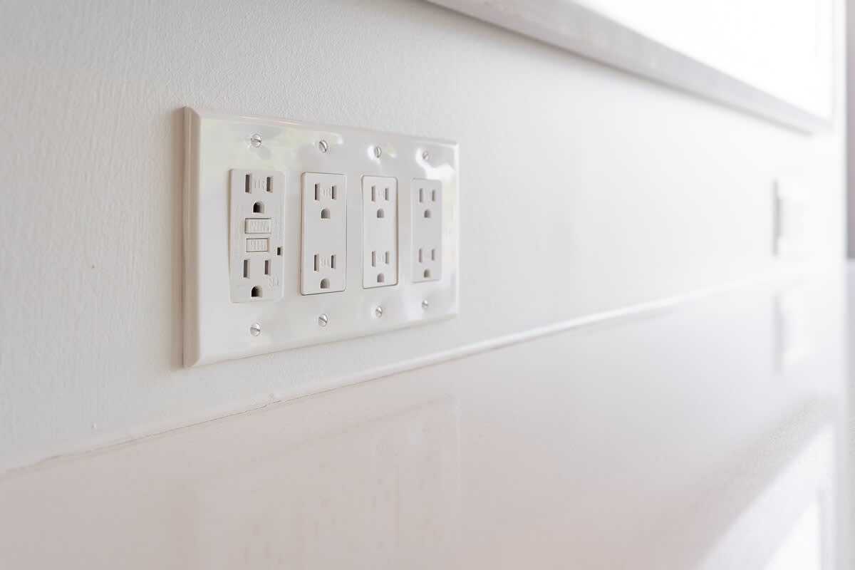 The Taylor_Large-015