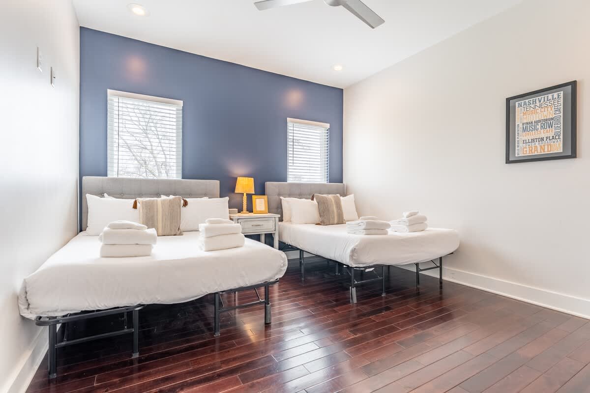 The Taylor_Large-034