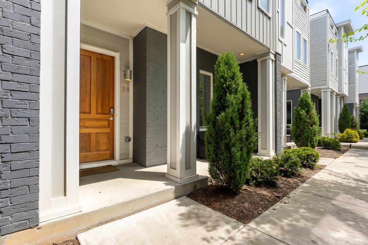 The Taylor_Large-058