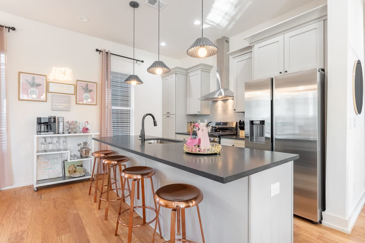 The Pink Royale (LG) - 9