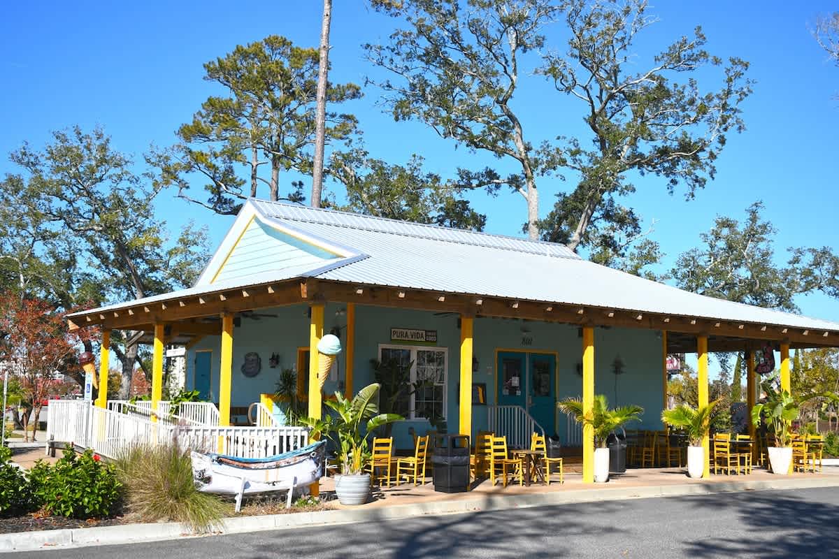 Savor coastal flavors and laid back vibes at this charming, tropical inspired café