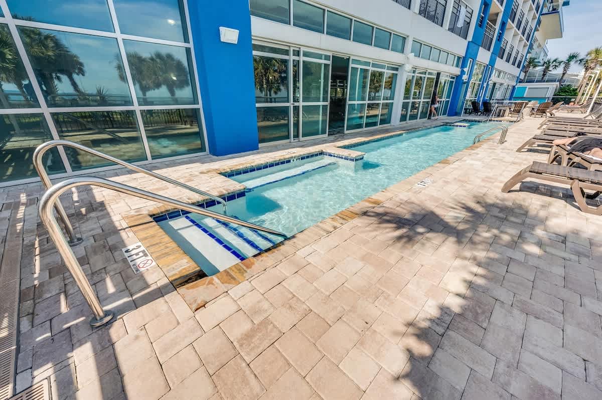 Amazing Pools and Natural Areas