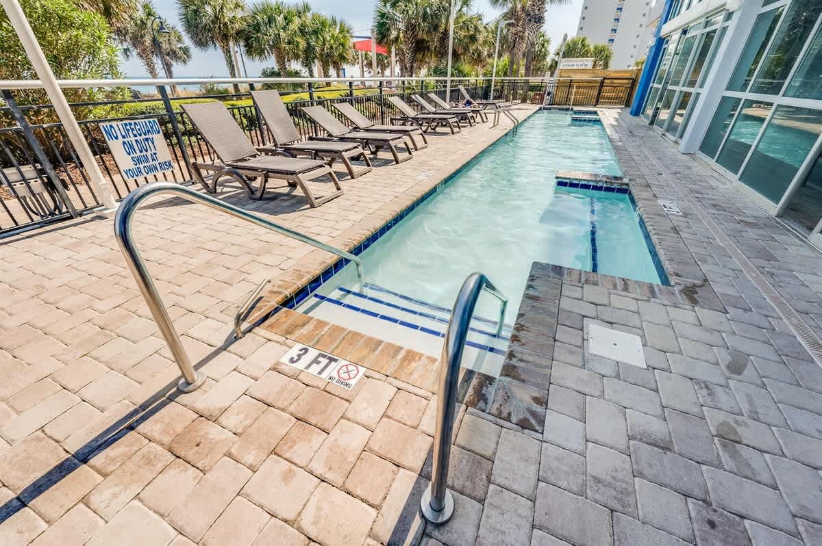 Amazing Pools and Natural Areas