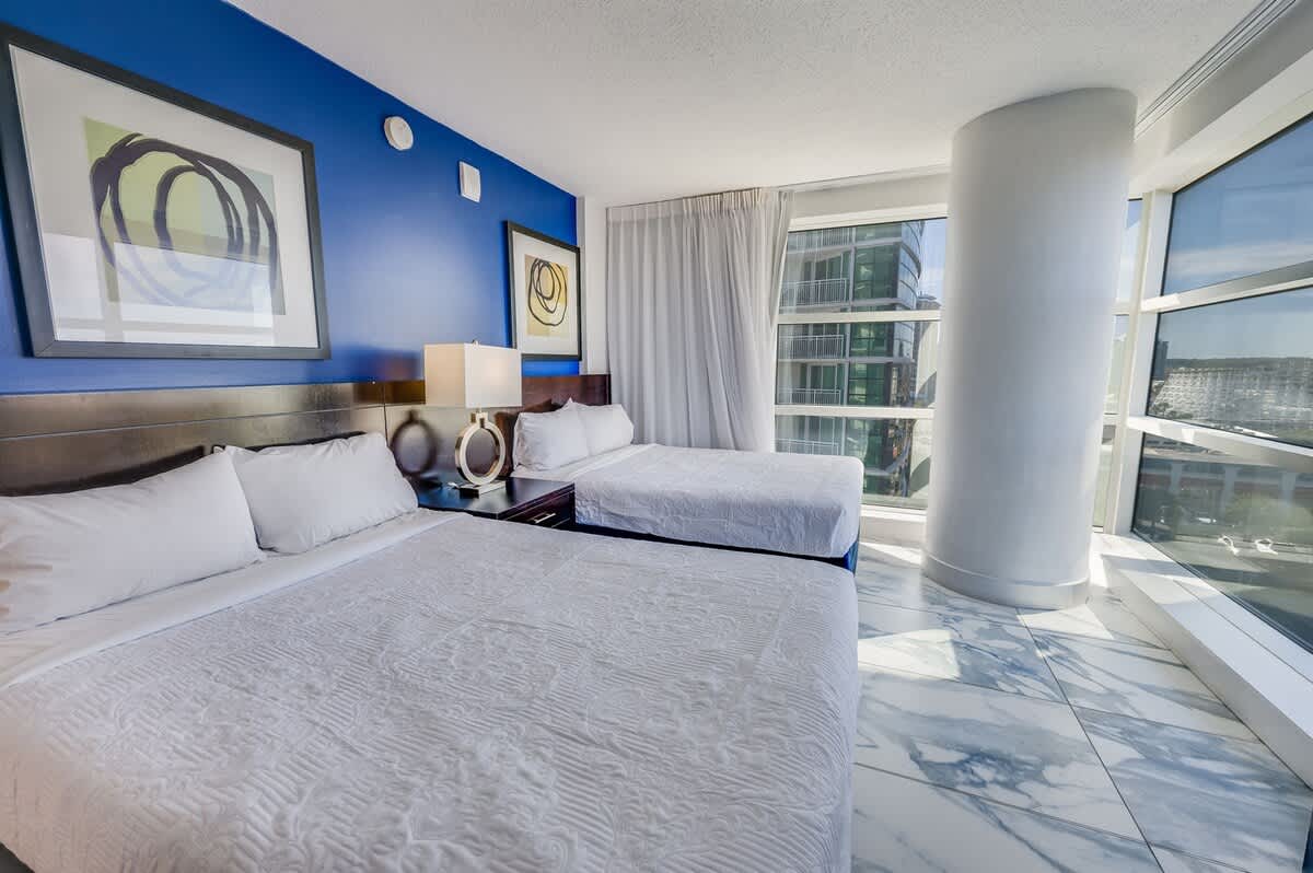 Stunning Bedroom Beautifully Decorated ✨