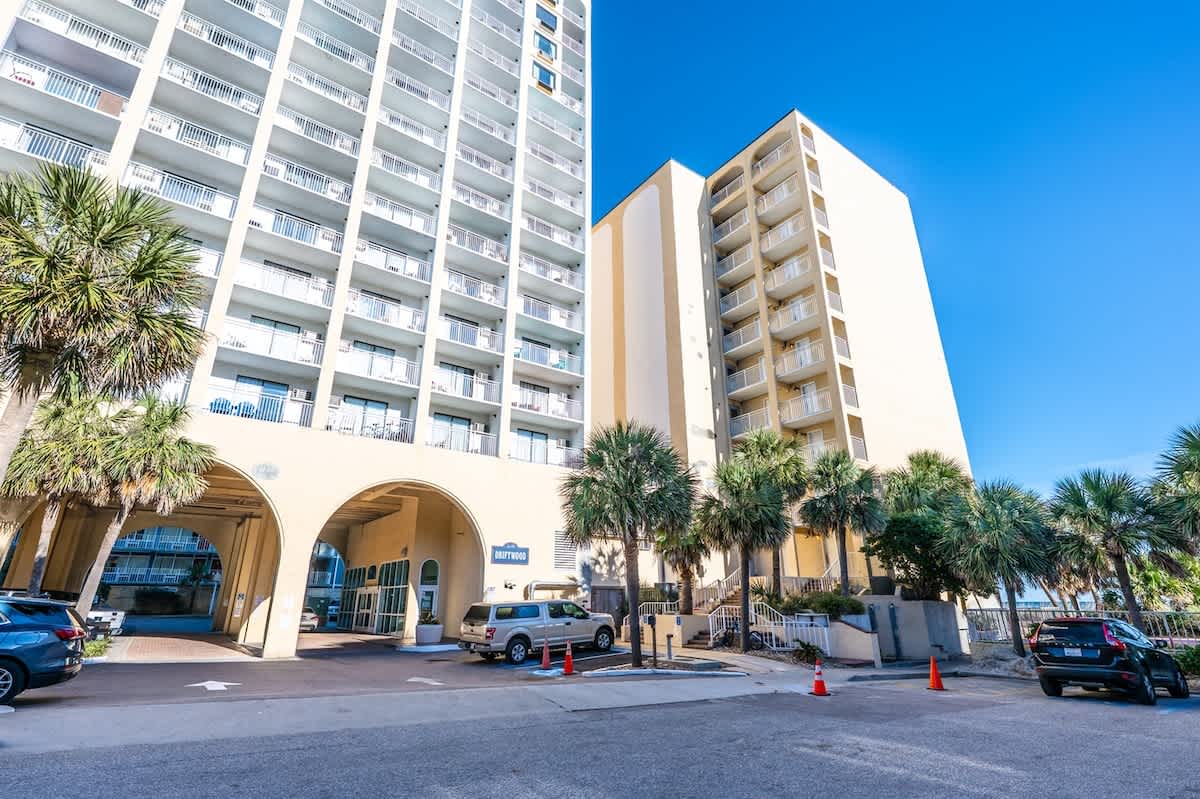 Amazing Common Area at Sea Mist Resort