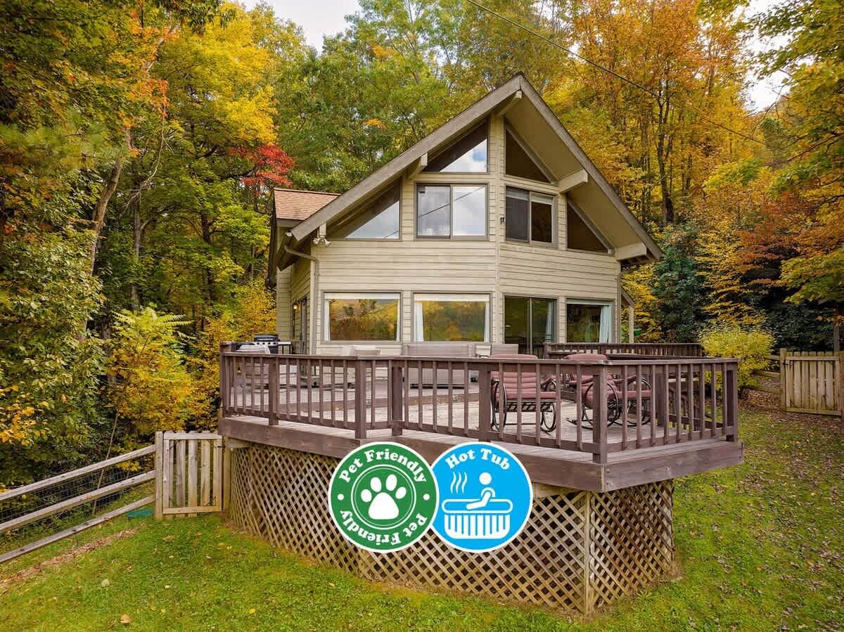 Blue Ridge Bungalow - Amazing Views of the Smokies