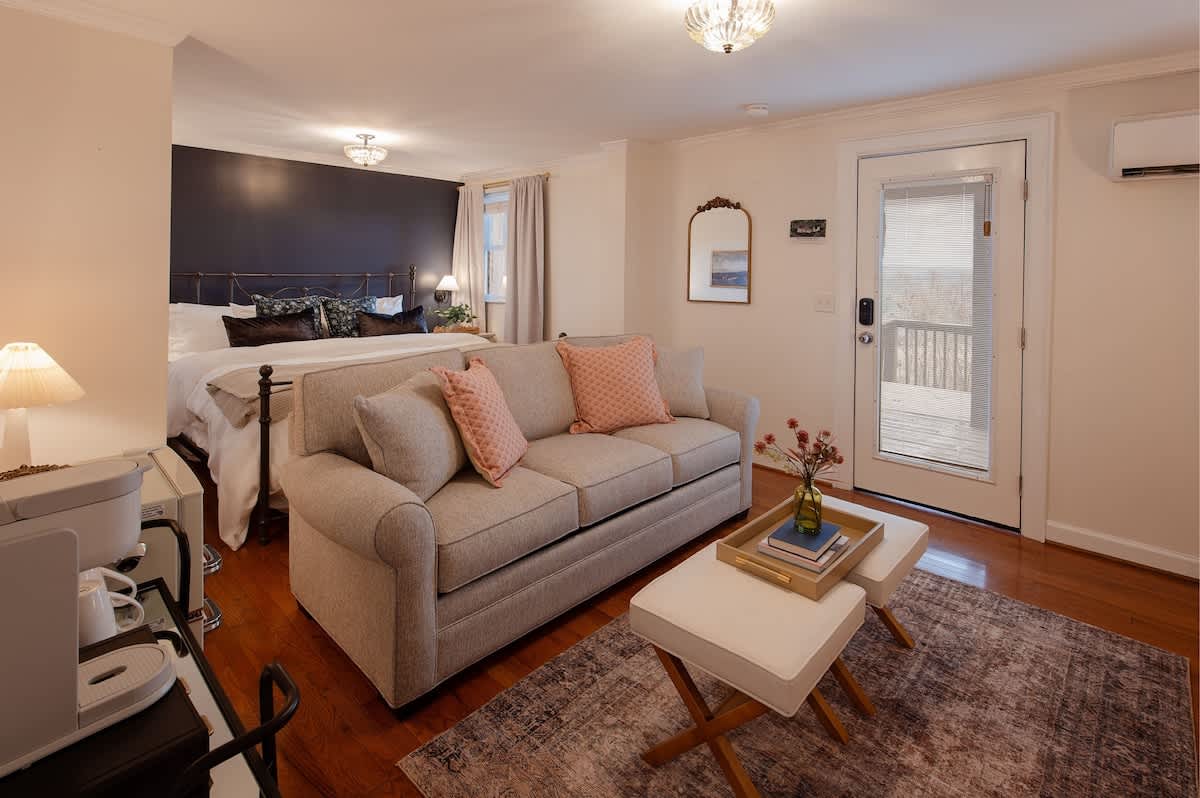 King Suite Nine 