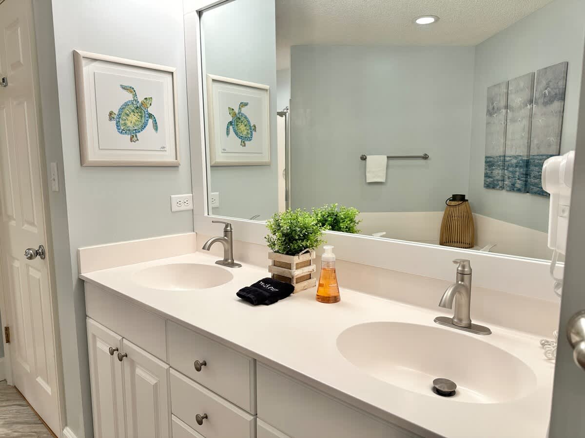 Guest Bathroom
