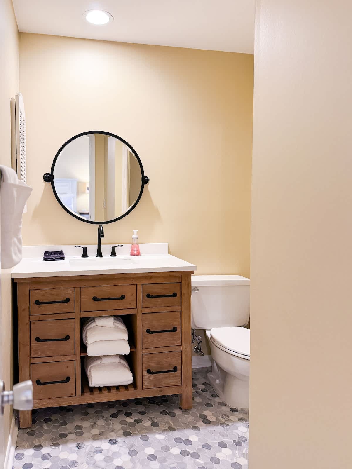 2nd Primary Suite Bathroom