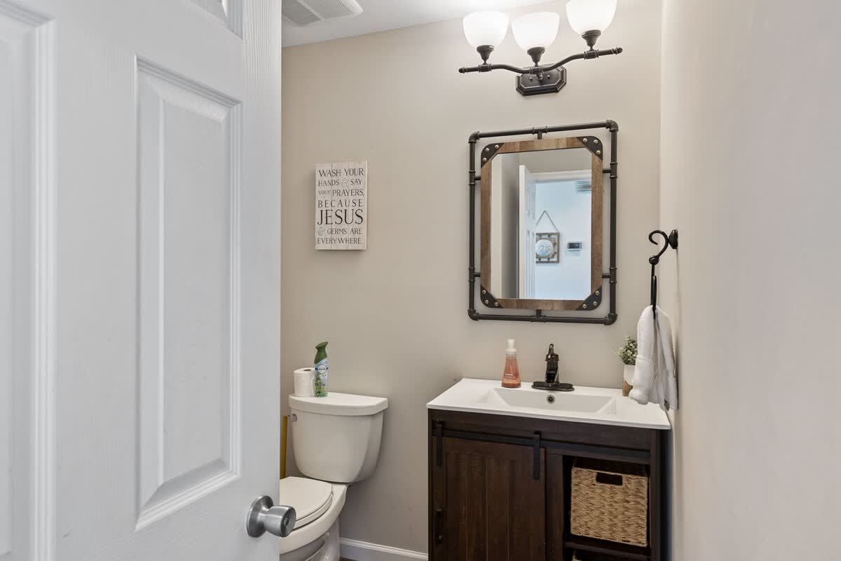 Guest Bathroom