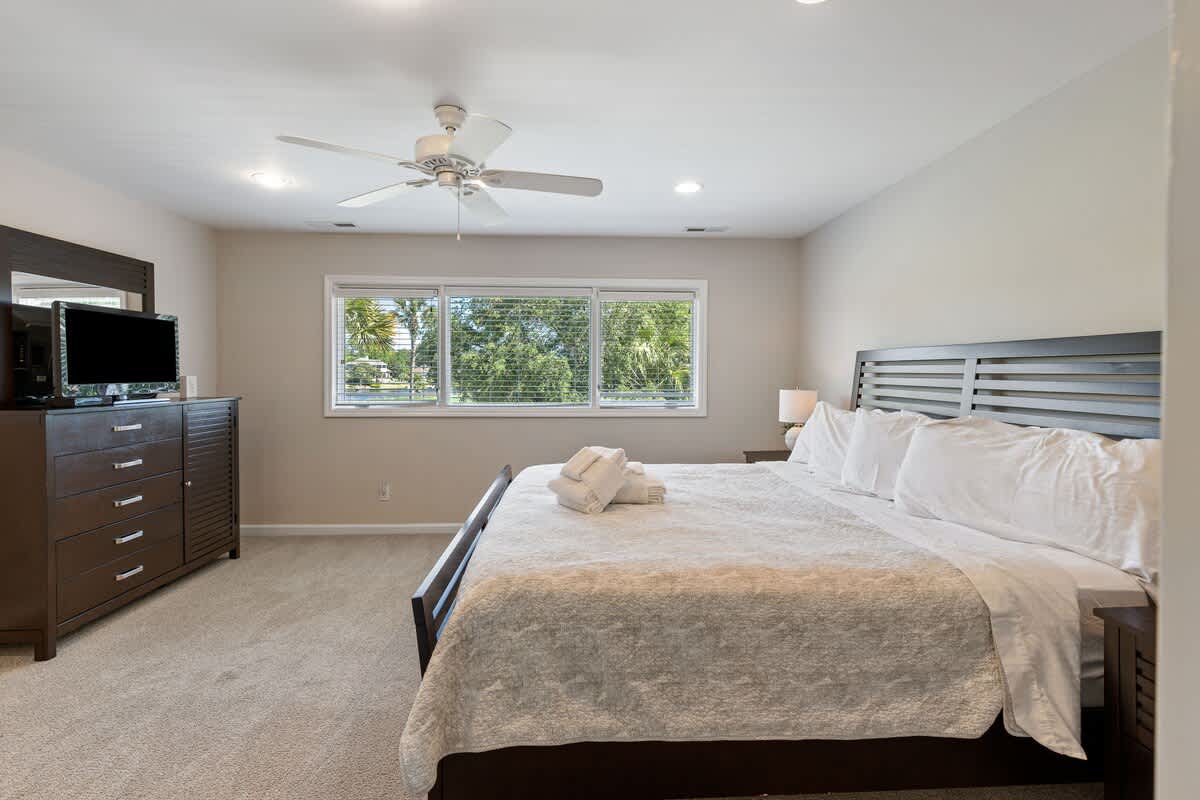 2nd Floor King Suite