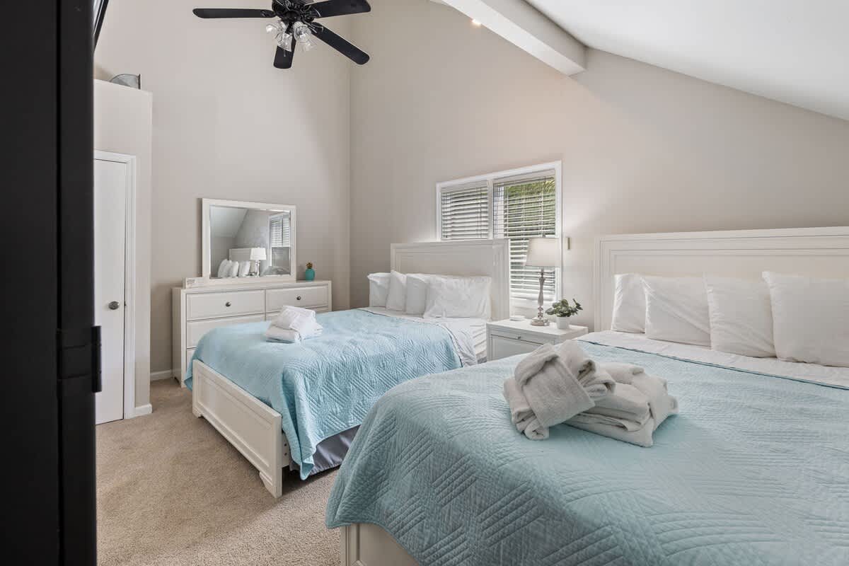 2nd Floor Double Queen Room