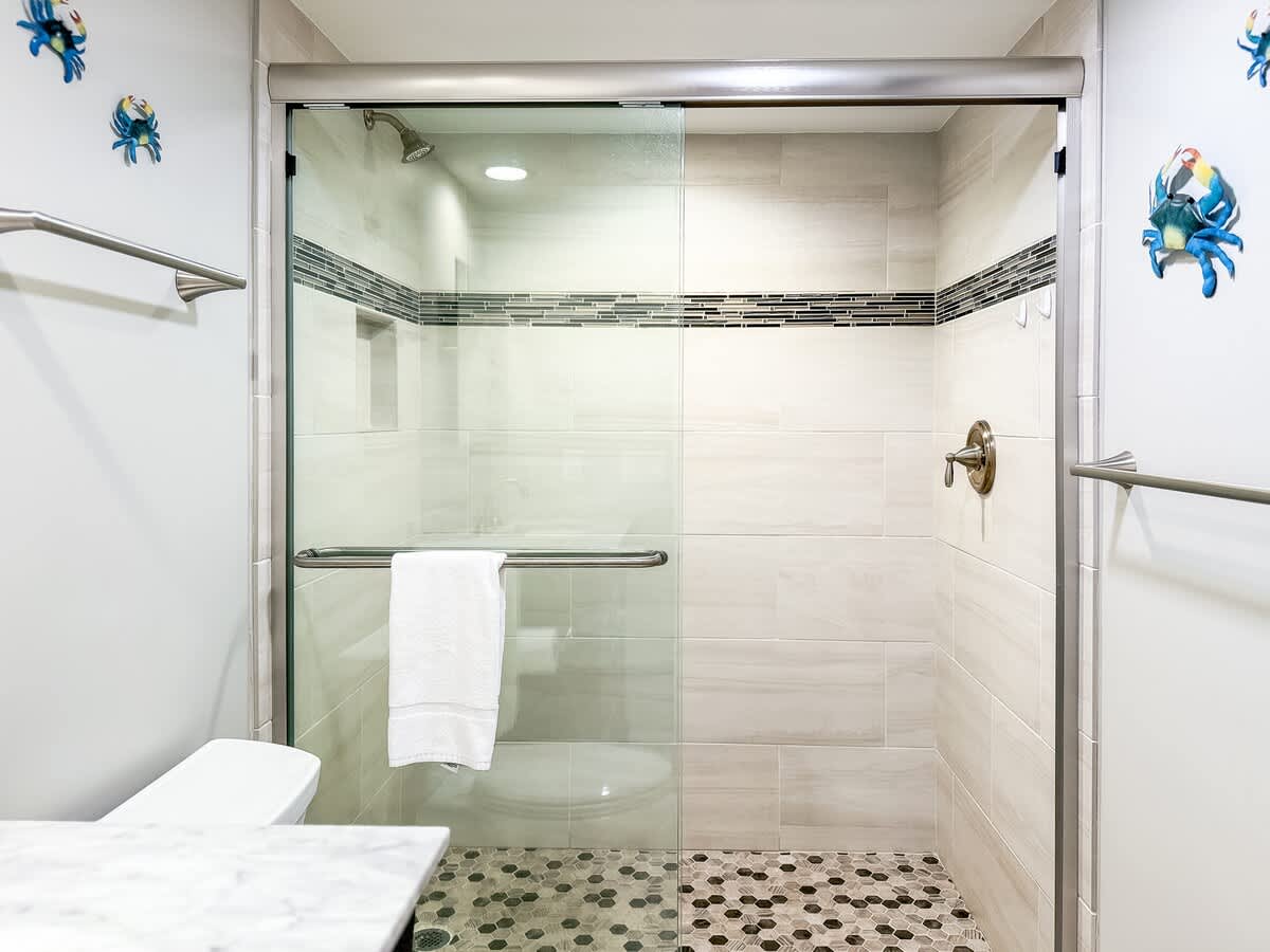 Downstairs King Suite Bathroom