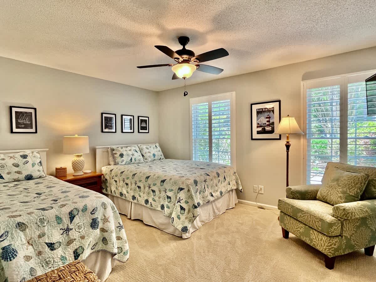 Queen and Twin Room