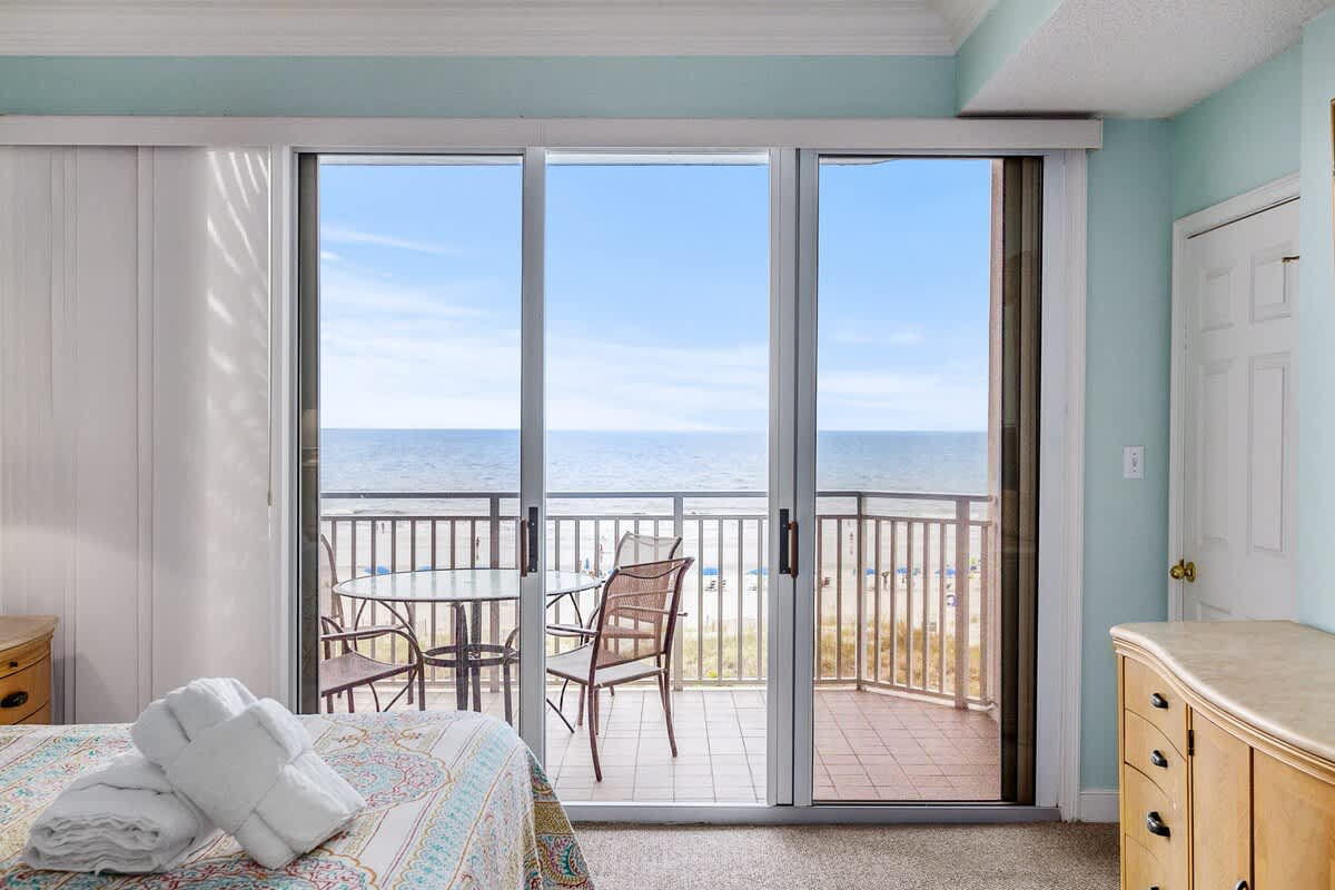 King Primary Suite View