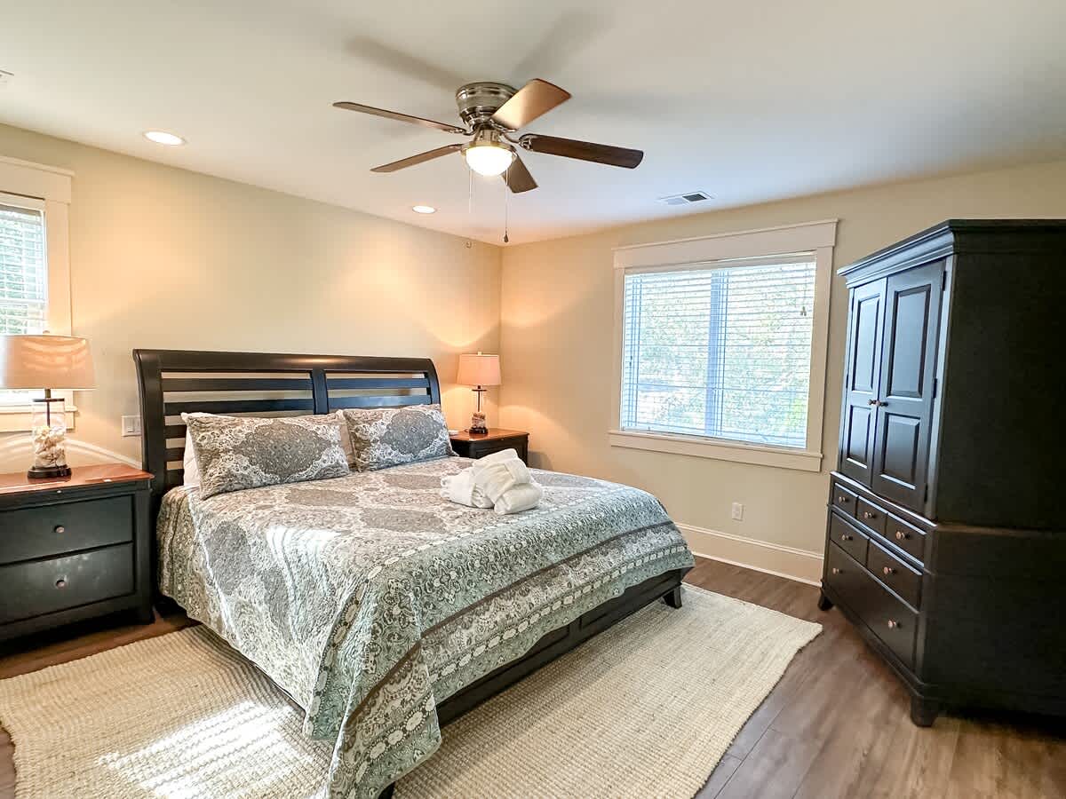 Upstairs King Suite #1