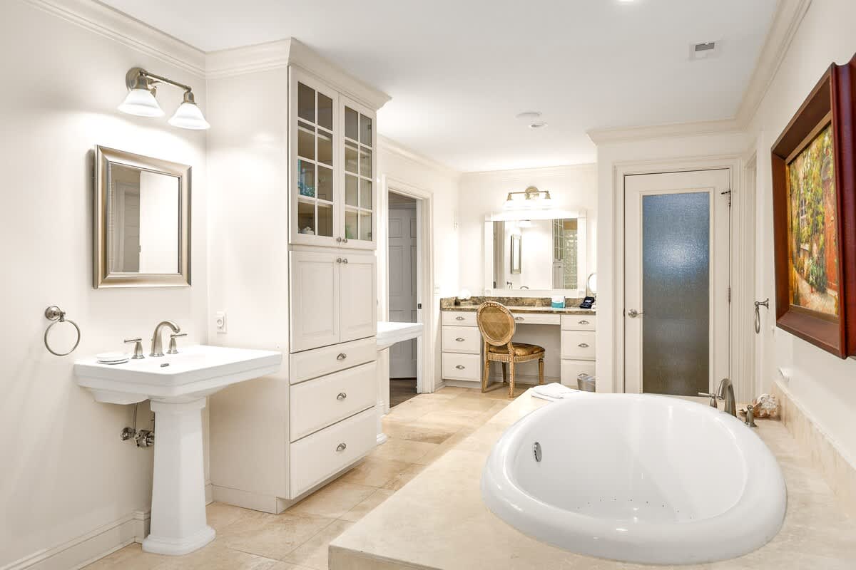 Primary King Bath #1