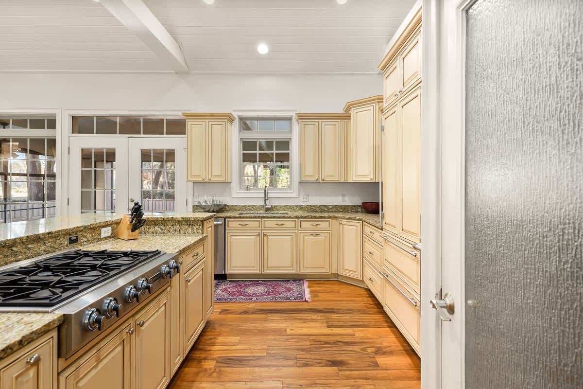 Gourmet Kitchen