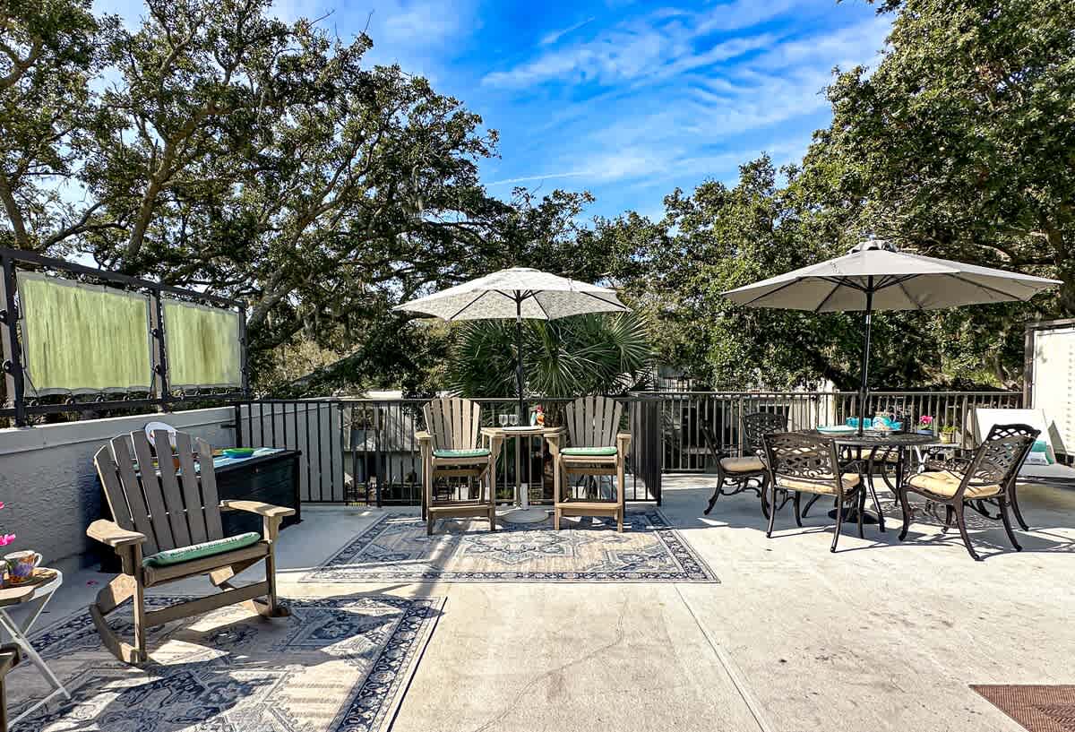Private Rooftop Balcony