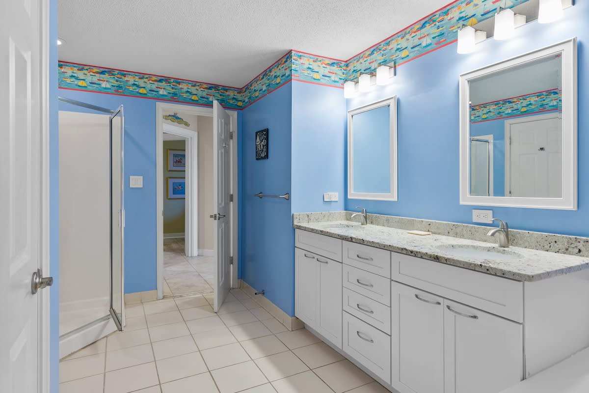 2nd Primary Suite Bathroom