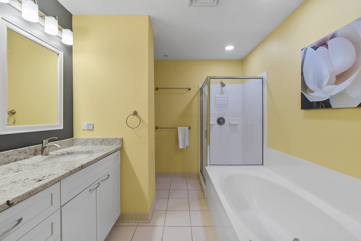 Primary Suite Bathroom