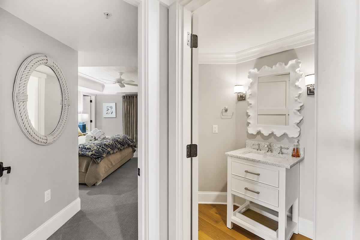 Powder Room in Hall