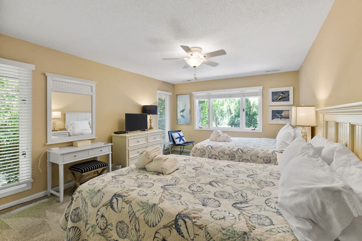 Double Queen Room