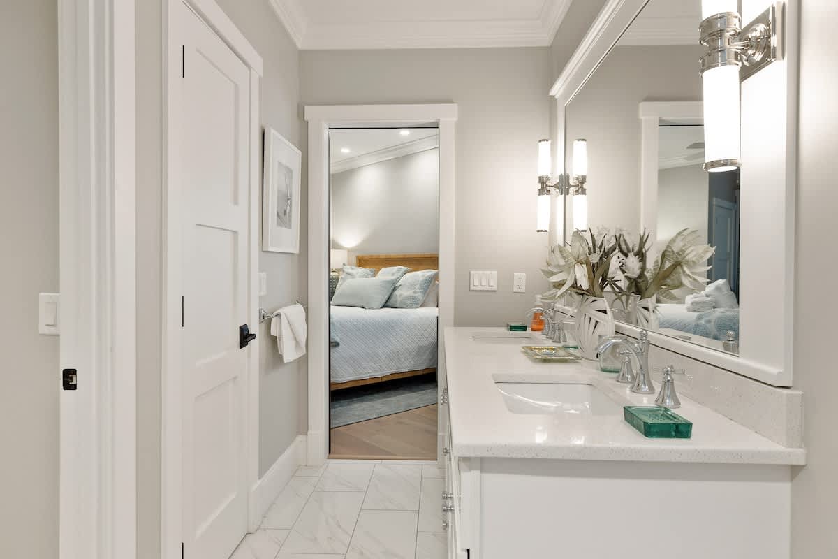 Primary Bath in 102