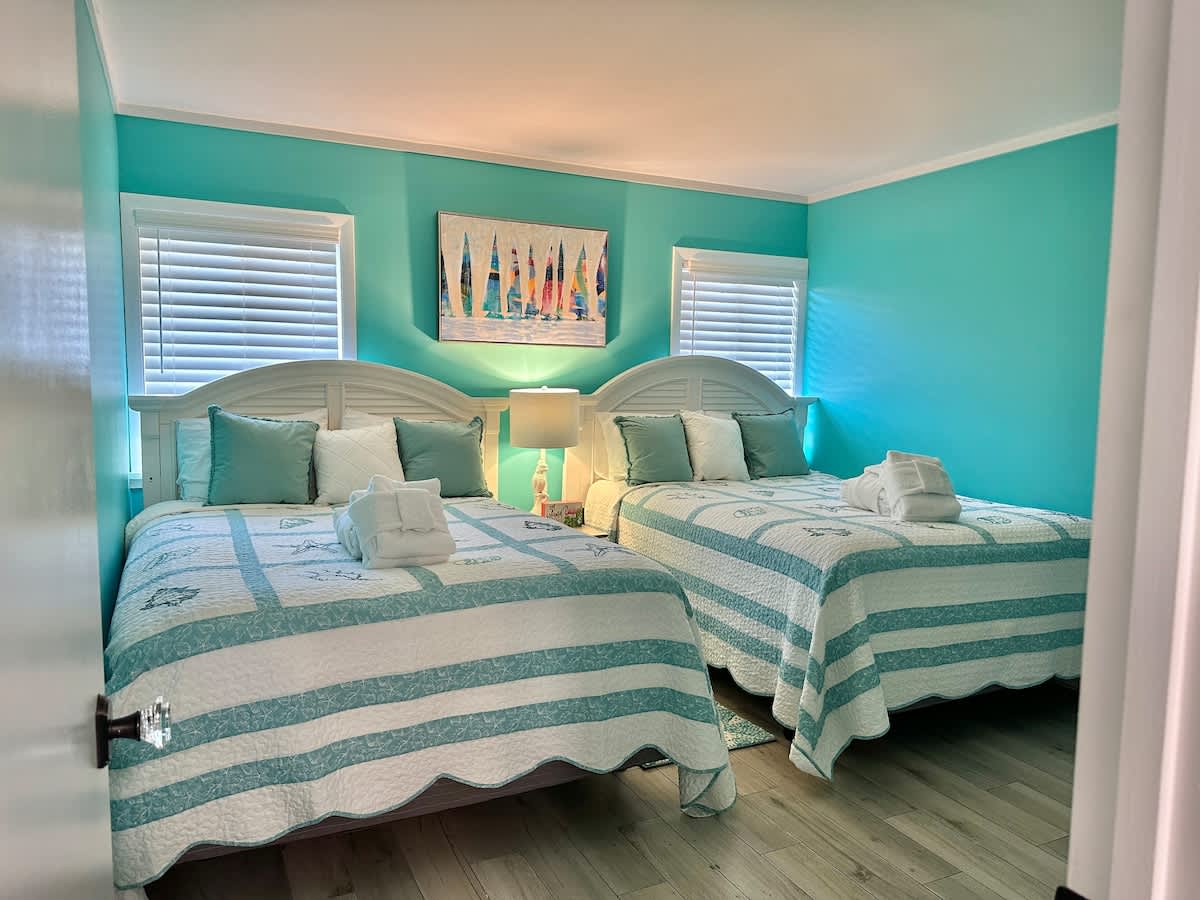 Double Queen Room