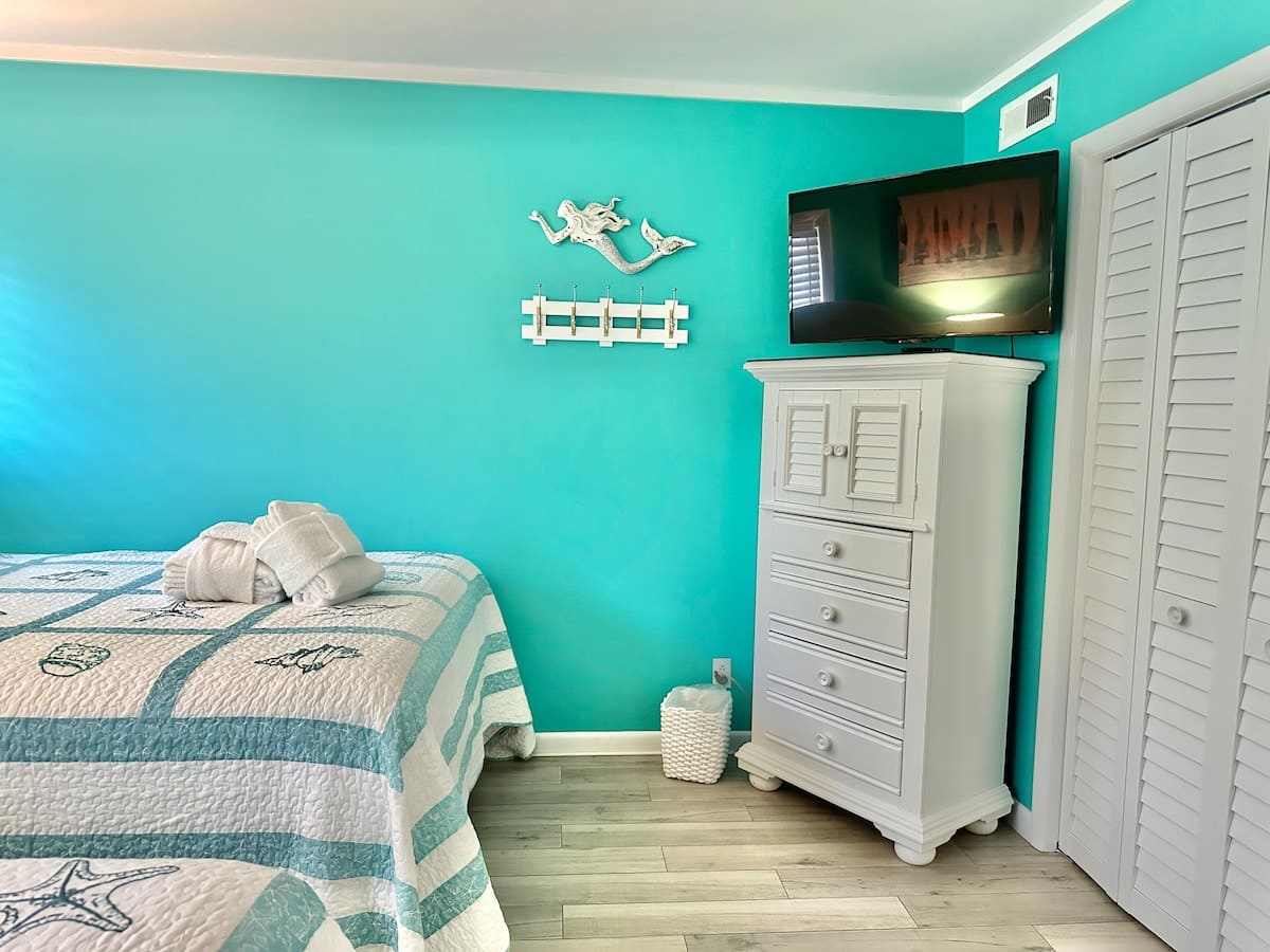 Double Queen Room