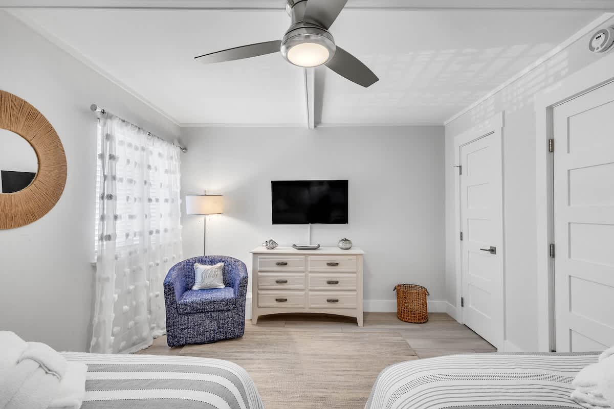 Guest Bedroom with Full Beds
