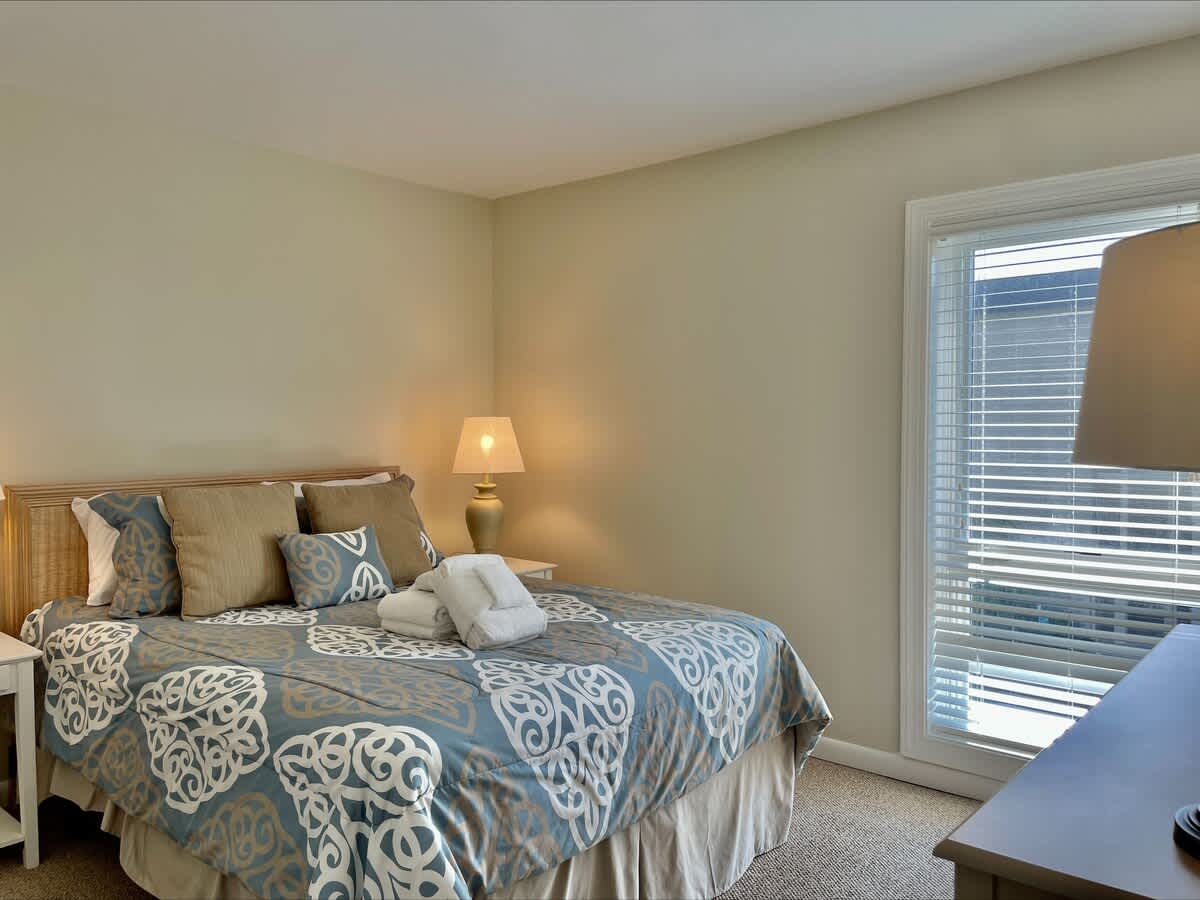 Queen Guest Bedroom