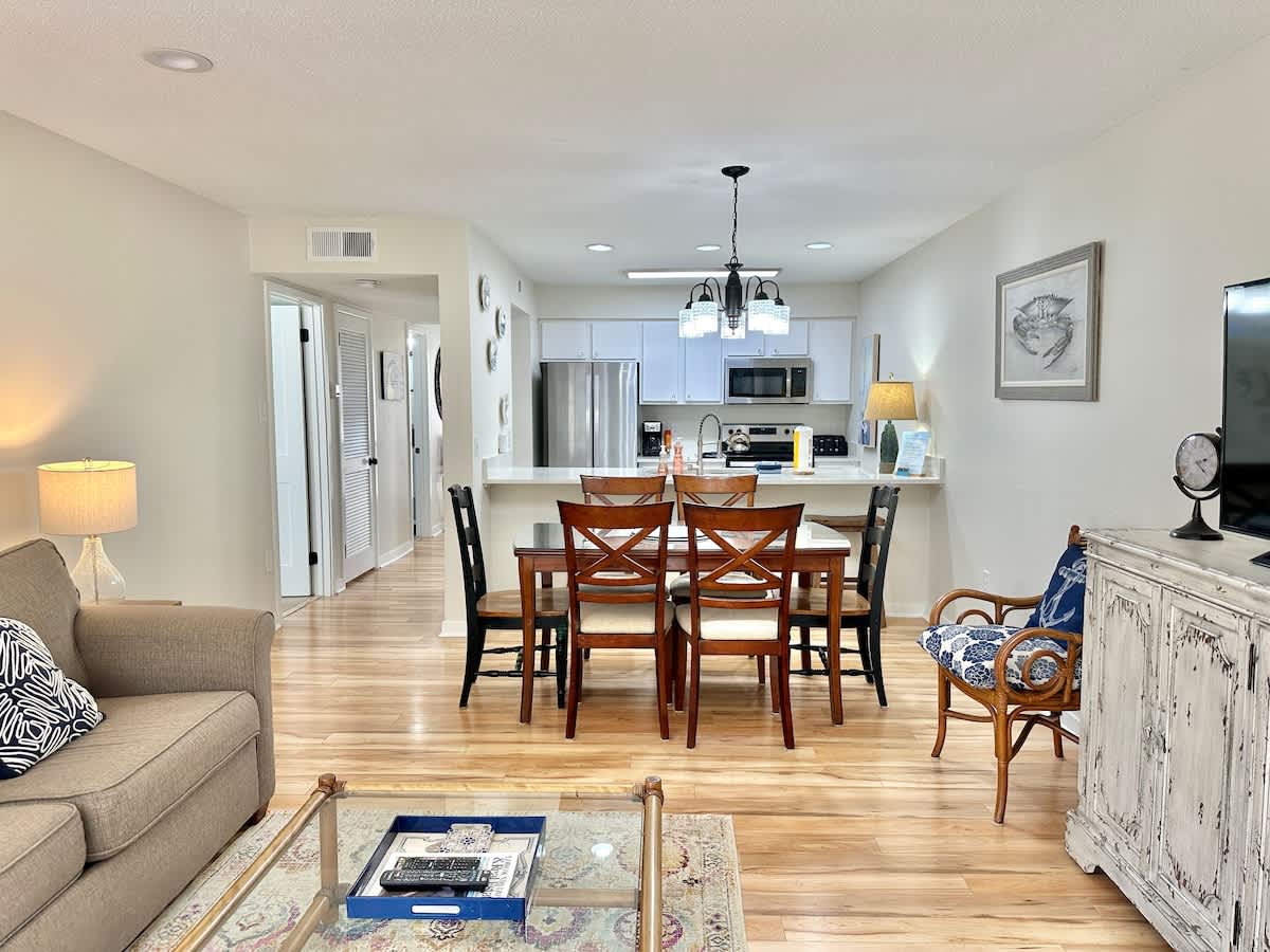 Living and Dining Area