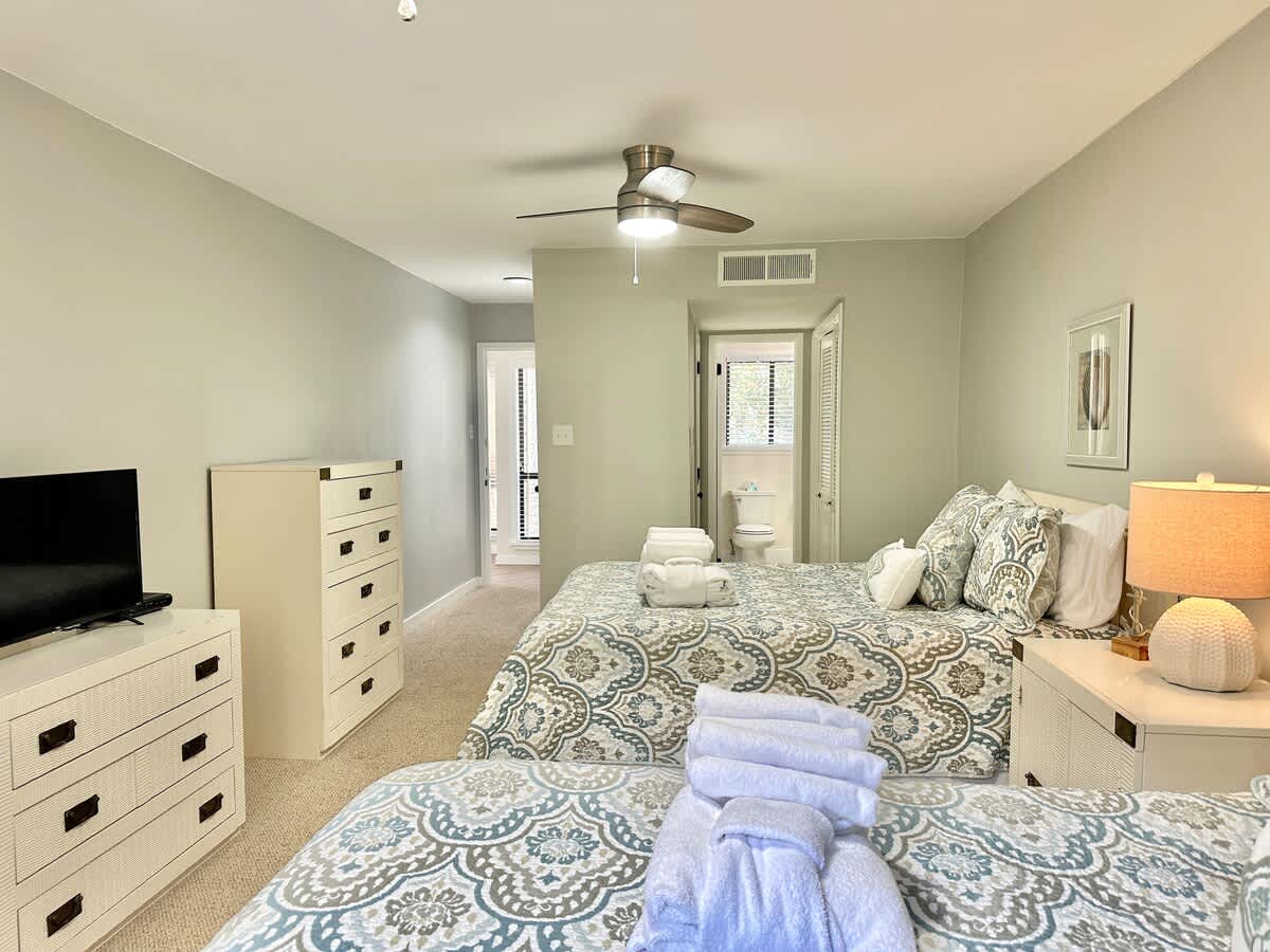Double Queen Suite