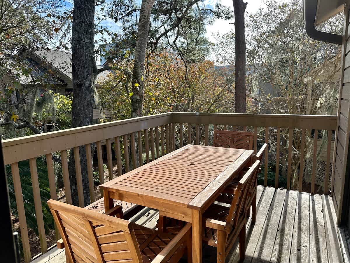 Shared Balcony with Living Area and Primary Suite