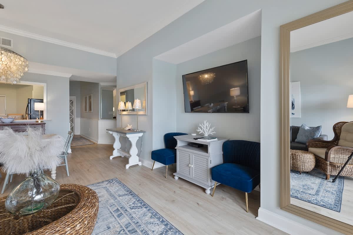 531 Shorewood 5