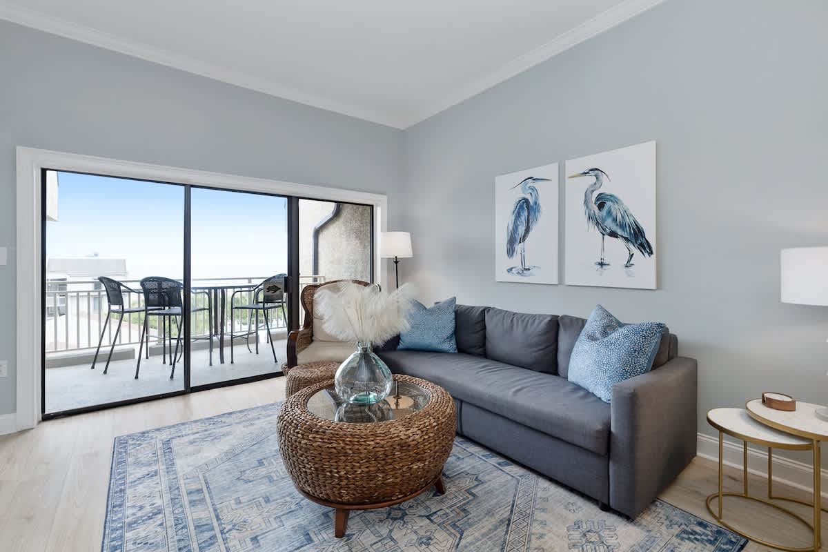 531 Shorewood 3