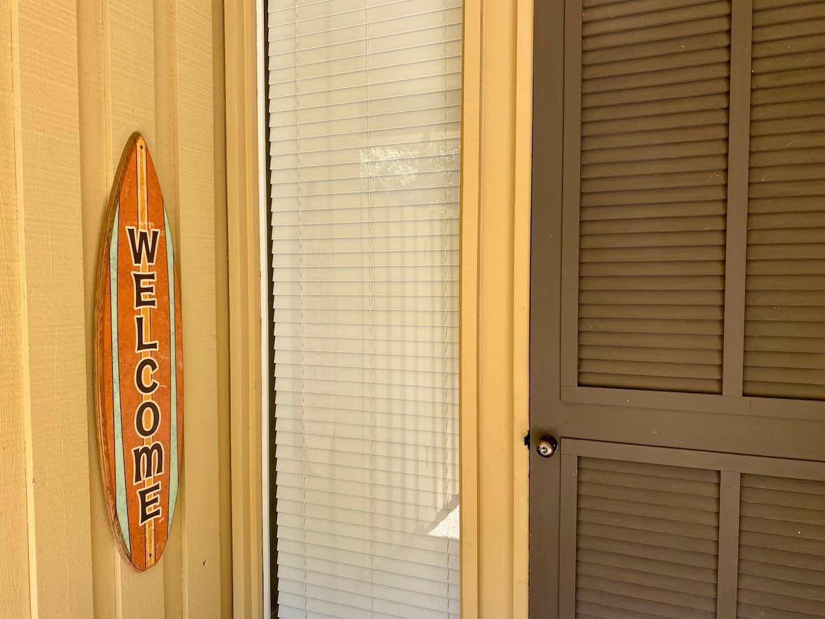 Exterior Entry