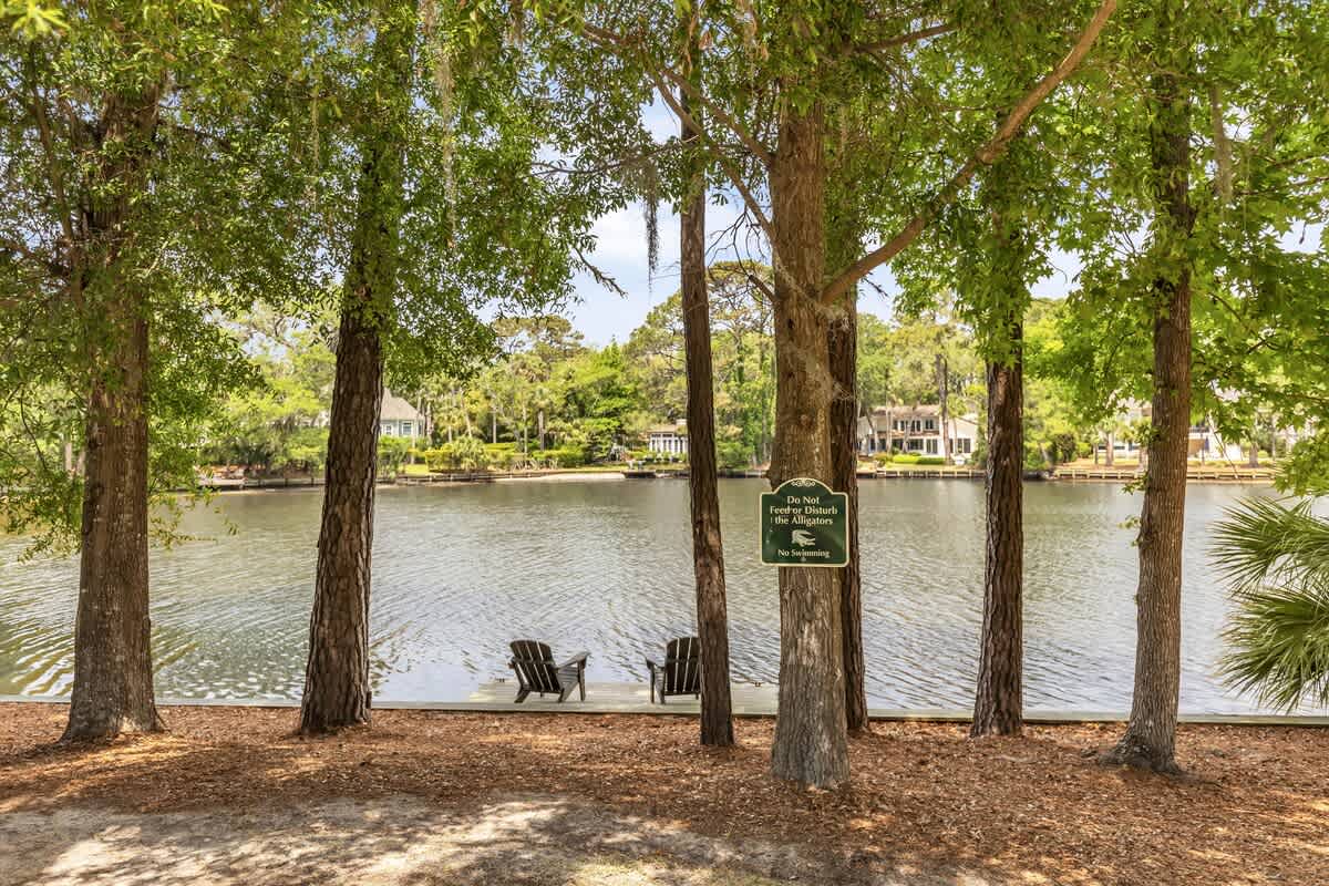 Waterfront to Palmetto Dunes Lagoon
