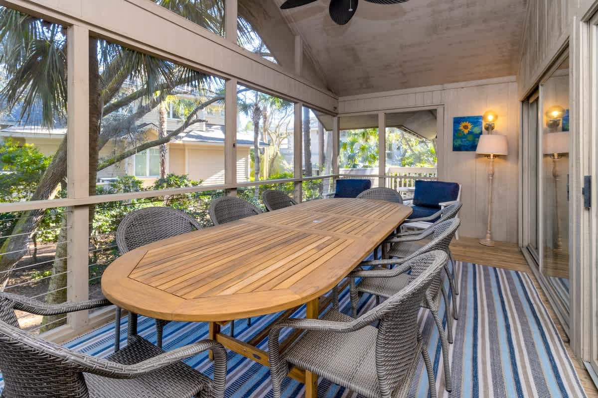 Screened-In Porch