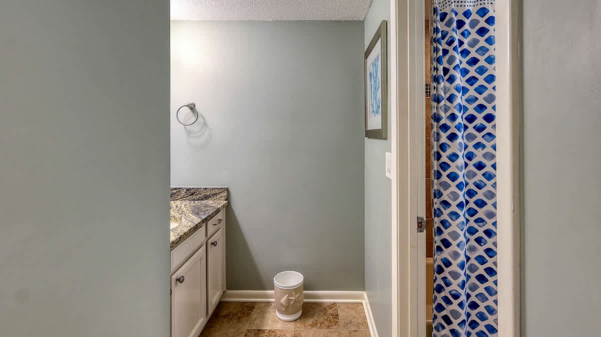 Primary Suite Bathroom