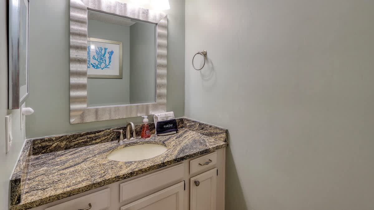 Primary Suite Bathroom